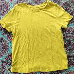 Old Navy Bright Yellow-Green Stretchy Tee Size Medium Tall